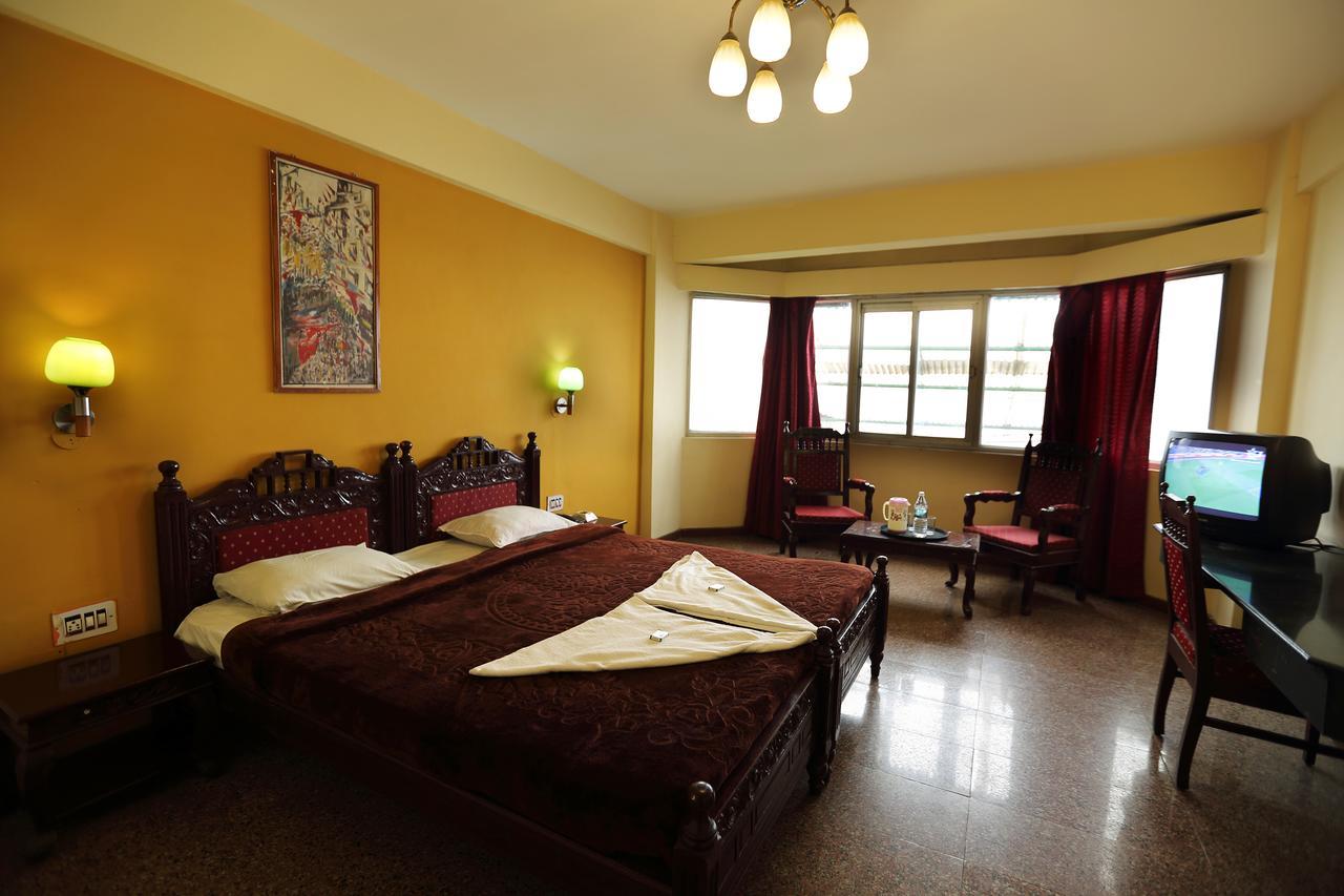 Hotel Charring Cross Ooty Exteriér fotografie
